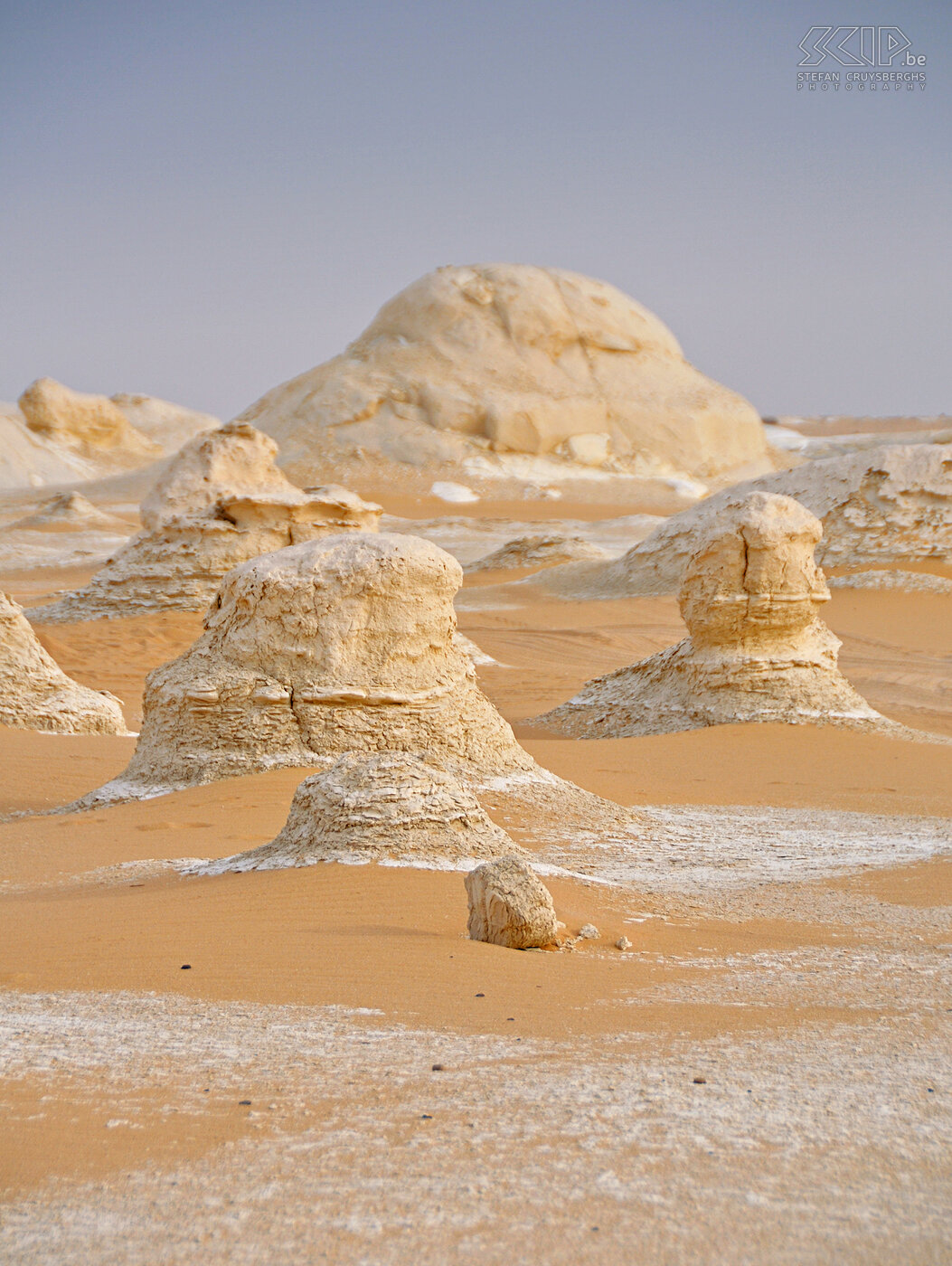 Old White Desert  Stefan Cruysberghs